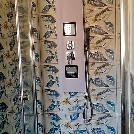 Residenza Giostell 4* مارينا دي كاميروتا
